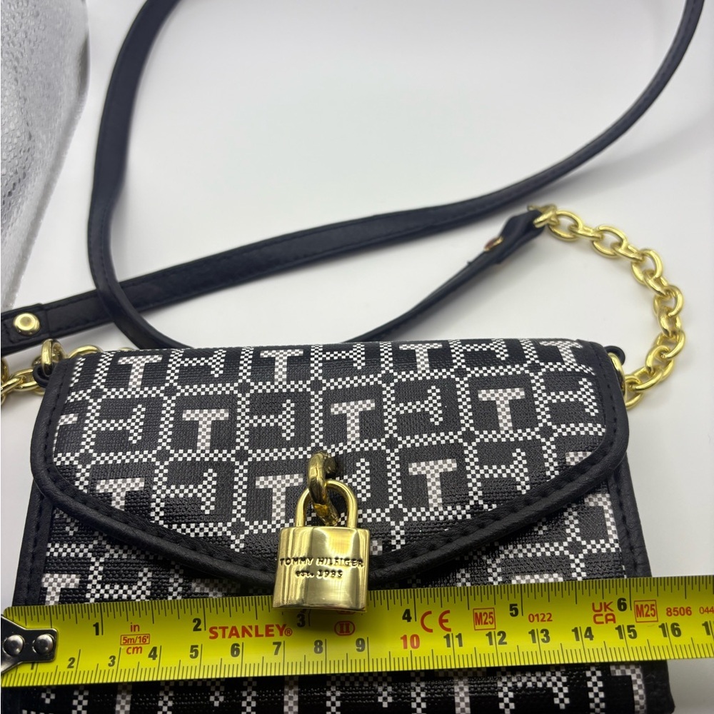 Tommy Hilfiger Black and White Geometric Old School Cellphone Crossbody Bag - Picture 7 of 8